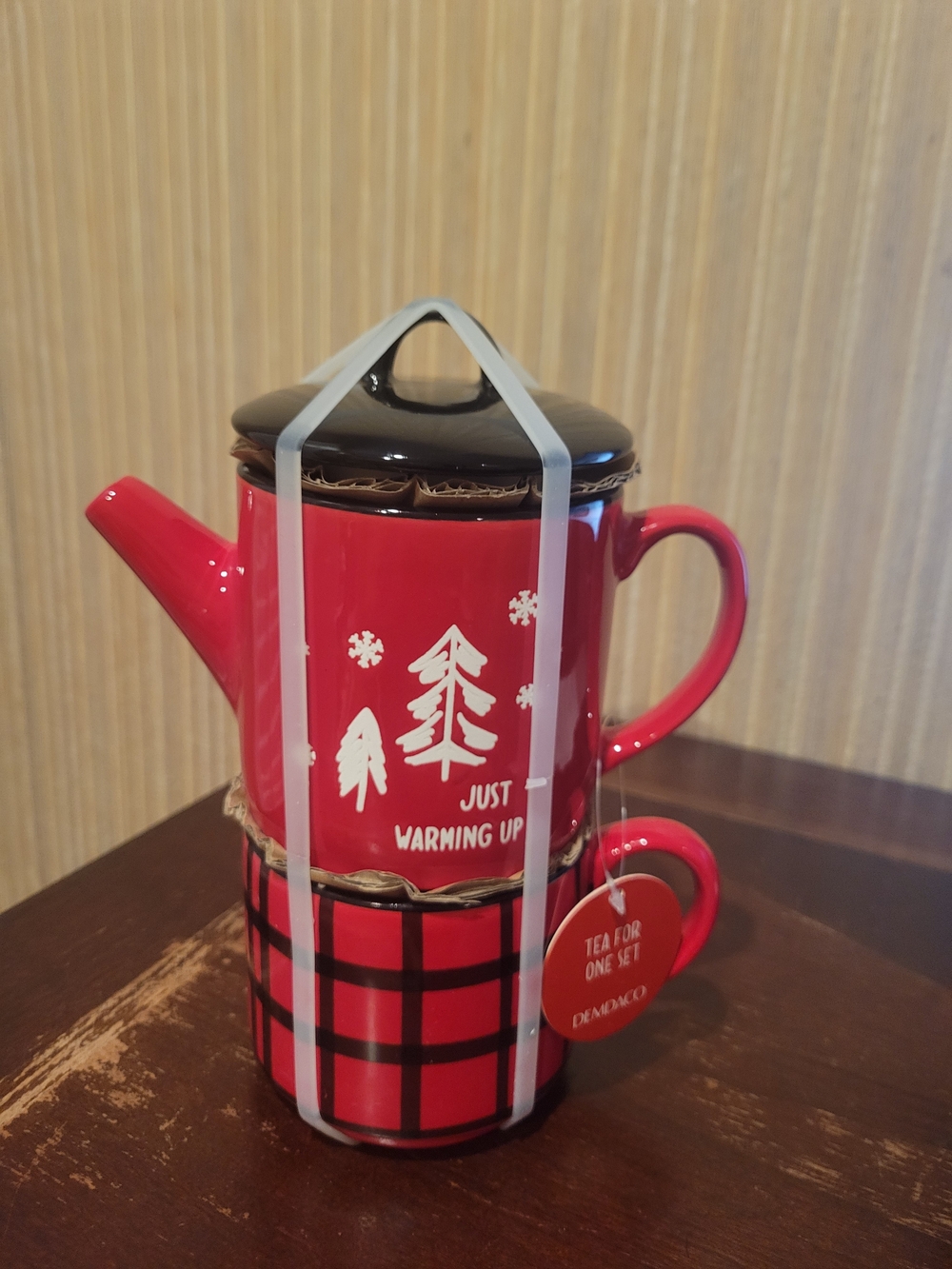 Demdaco Red Tea-for-One Set with Black Lid and Plaid Cup NWT